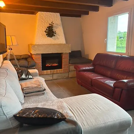 Holiday home Mas De Bannayoux Couteuges